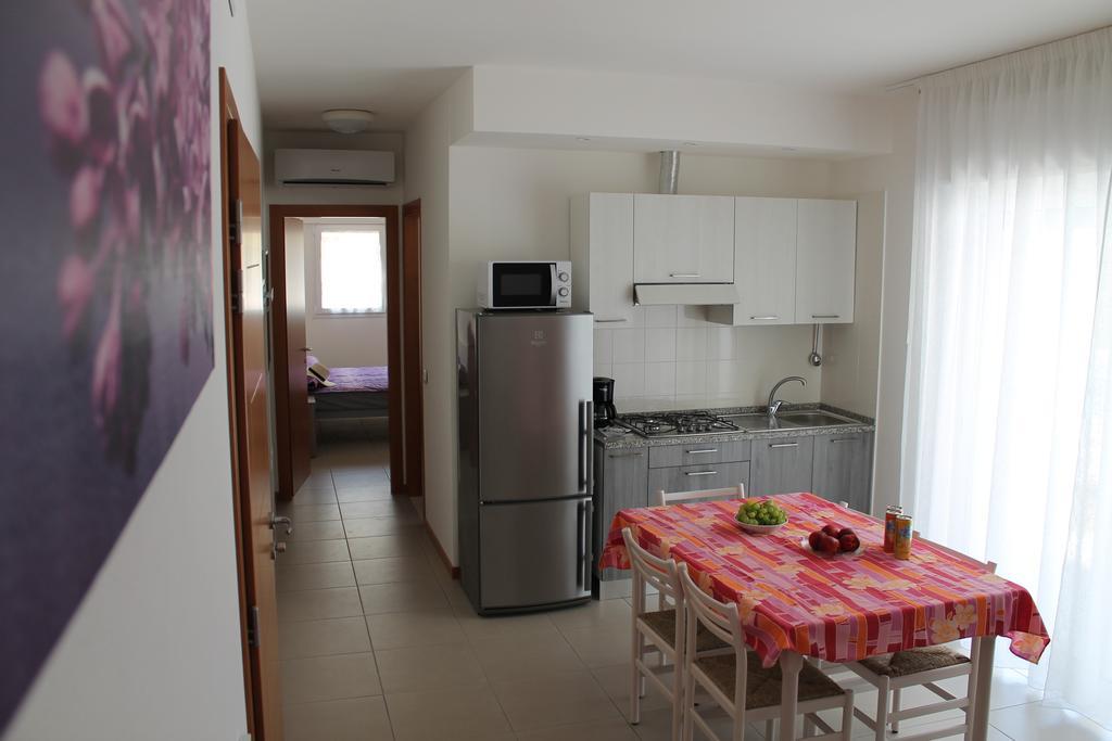 Residence Ca'Tullio Bibione Zimmer foto